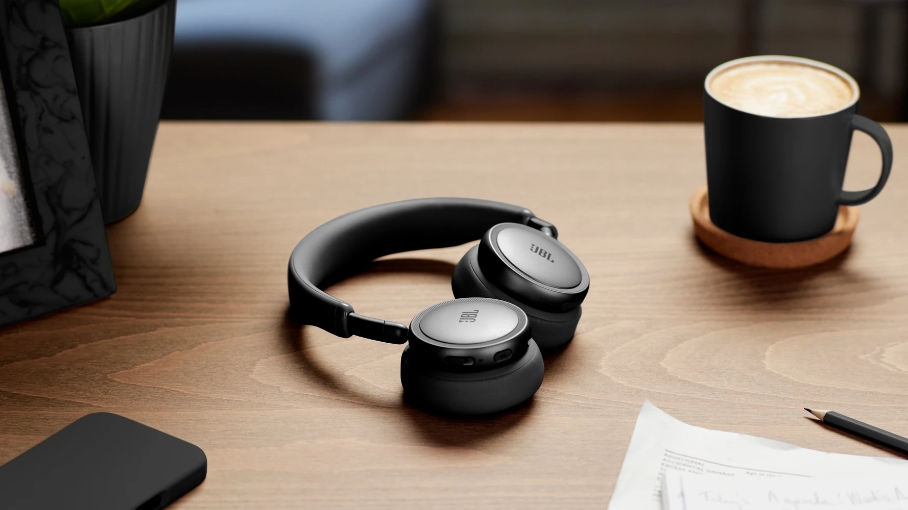 Bluetooth-гарнітура JBL Live 680NC Black (JBLLIVE680NCBLK)