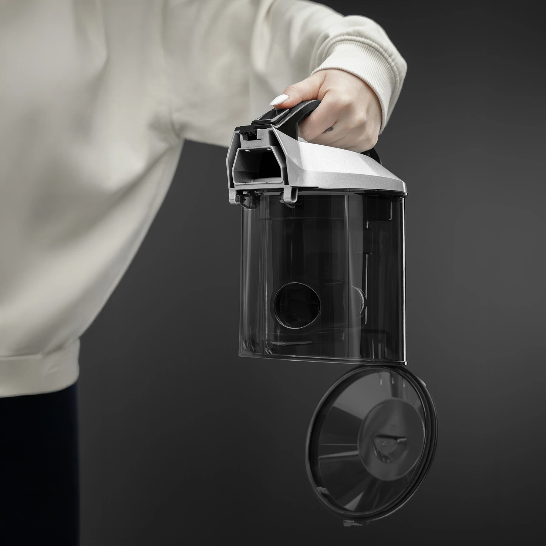 Пилосос Grifon VC82BL Silver Black